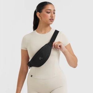 Oner Active Classic Canvas Bumbag crossbody Bag Sand Beige Fanny Pack NWT